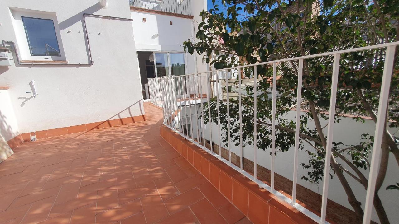 Apartamento Nuevo En Terrassa Centro Extérieur photo